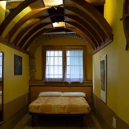 Wendy Luxury Apartment-2